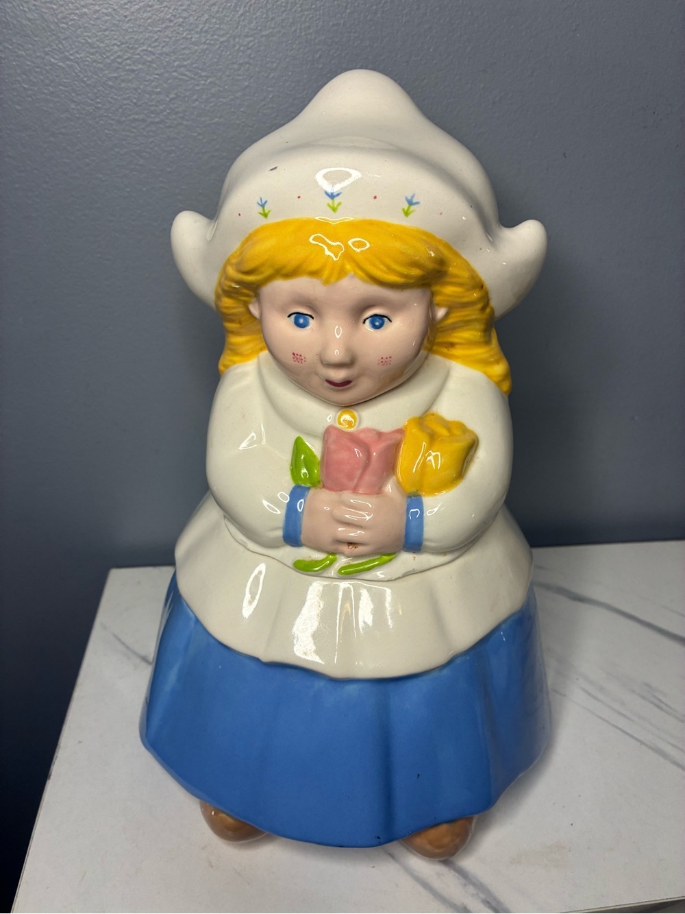 Treasure Craft Mexico Dutch Girl Cookie Jar with Tulips